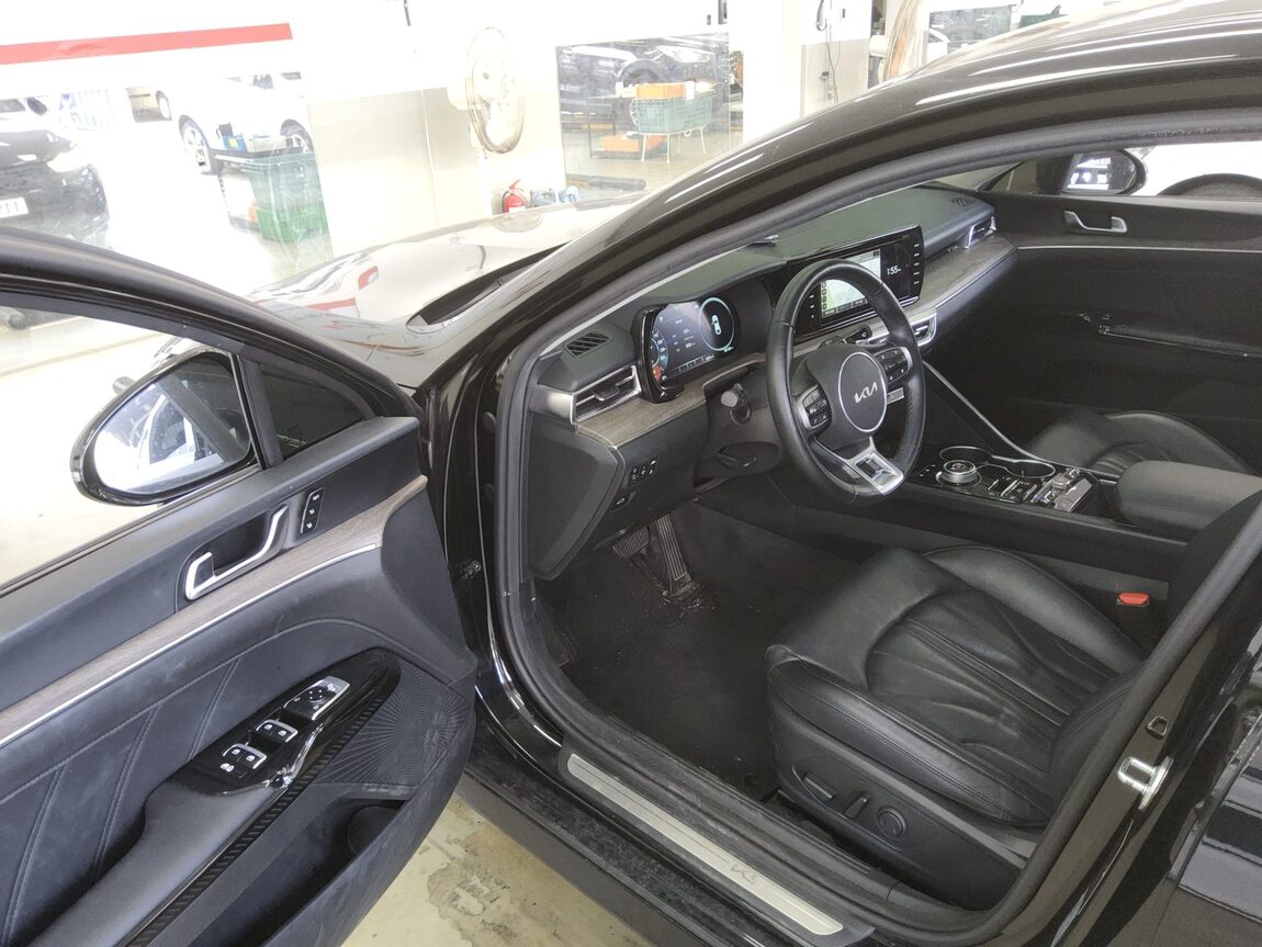 KIA NEW K5 (DL3) 2.0 GASOLINE SIGNATURE 2023 - zdjęcie 10