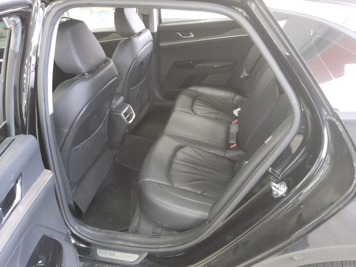KIA NEW K5 (DL3) 2.0 GASOLINE SIGNATURE 2023 - zdjęcie 12