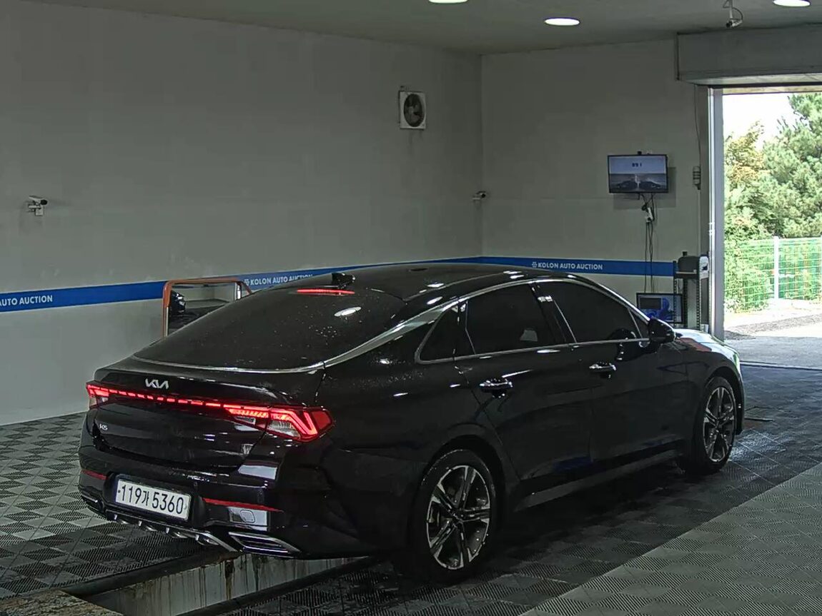 KIA NEW K5 (DL3) 2.0 GASOLINE SIGNATURE 2023 - zdjęcie 5