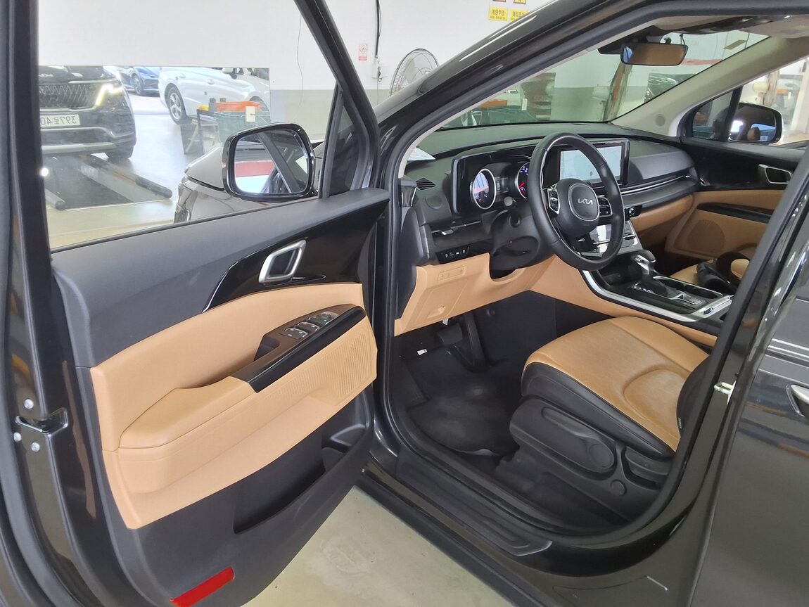 KIA NEW CARNIVAL (KA4) 9-SEATER DIESEL PRESTIGE 2023 - zdjęcie 10