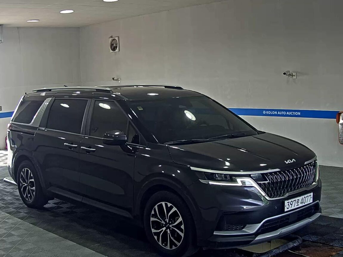KIA NEW CARNIVAL (KA4) 9-SEATER DIESEL PRESTIGE 2023 - zdjęcie 3