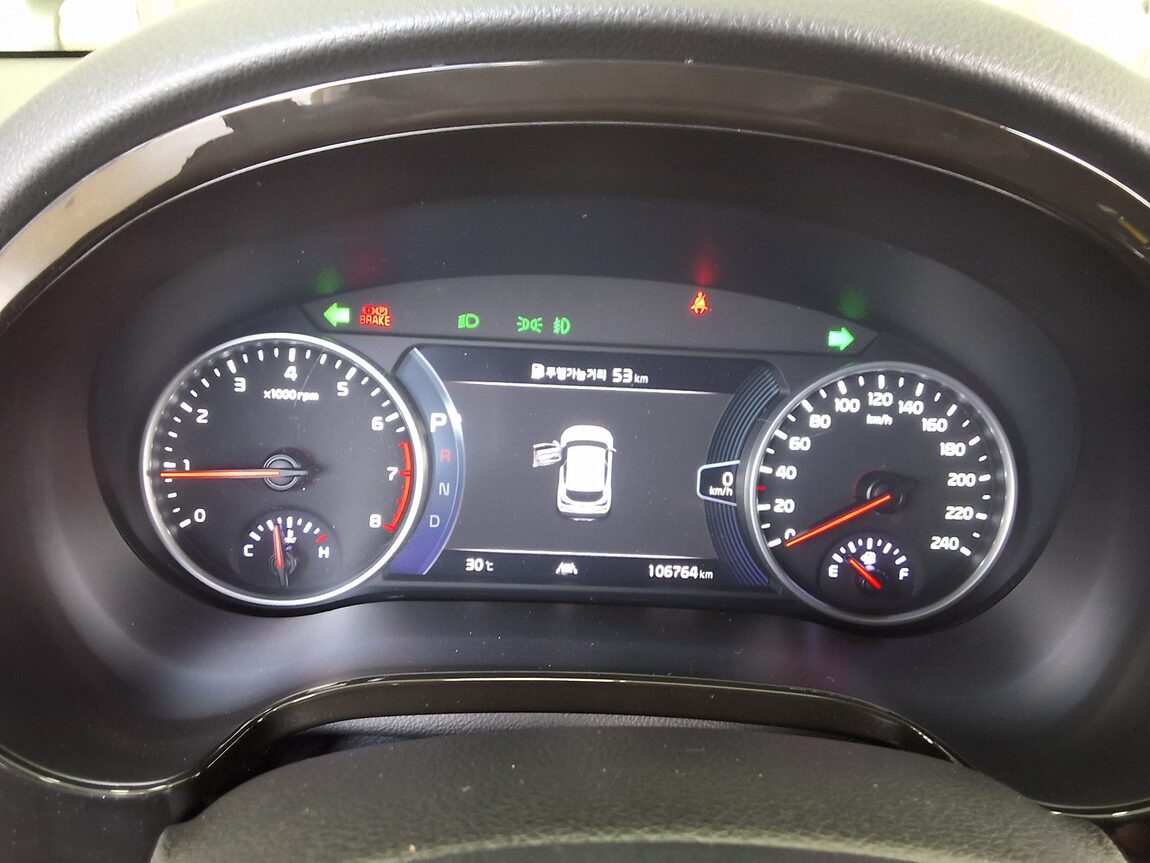 KIA SELTOS 1.6 GASOLINE 2WD SIGNATURE 2023 - zdjęcie 9
