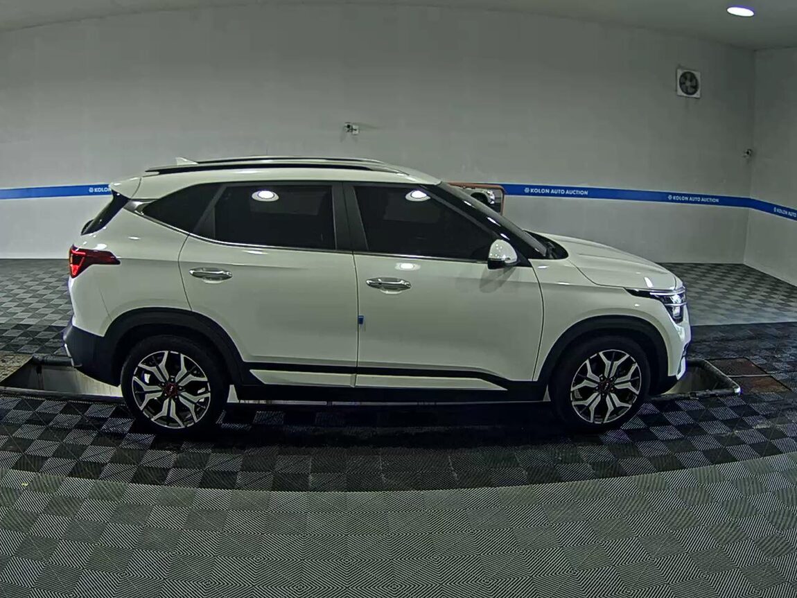 KIA SELTOS 1.6 GASOLINE 2WD SIGNATURE 2023 - zdjęcie 4
