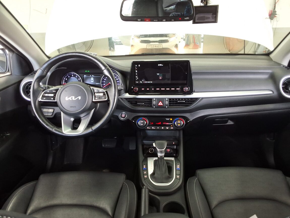 KIA THE NEW K3 1.6 GASOLINE PRESTIGE 2022 - zdjęcie 11