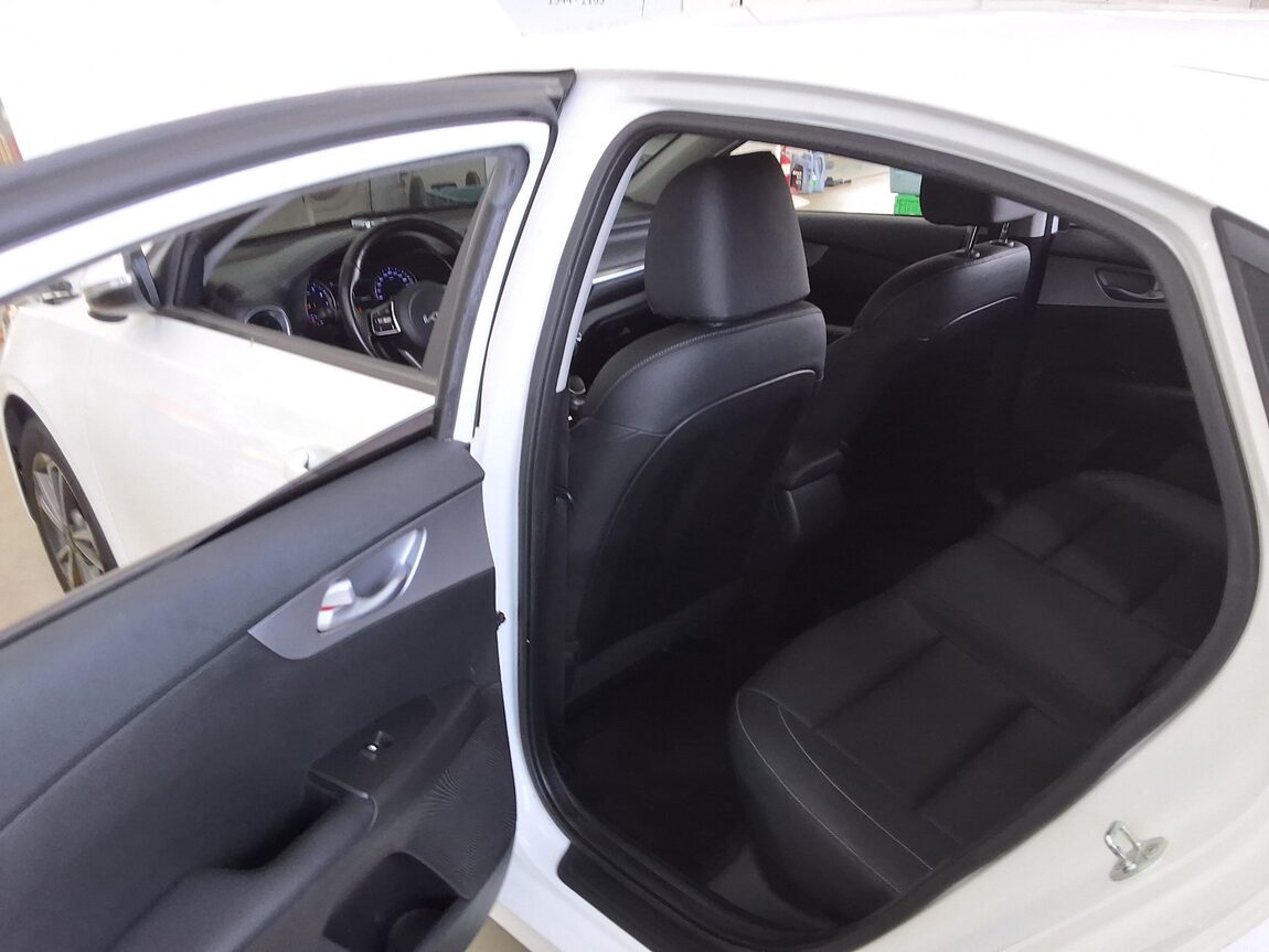 KIA THE NEW K3 1.6 GASOLINE PRESTIGE 2022 - zdjęcie 12