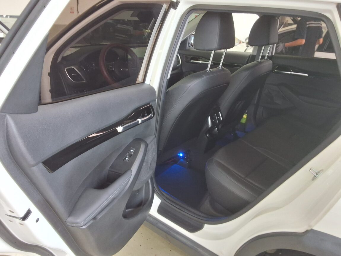 KIA SELTOS 1.6 GASOLINE 2WD SIGNATURE 2022 - zdjęcie 12