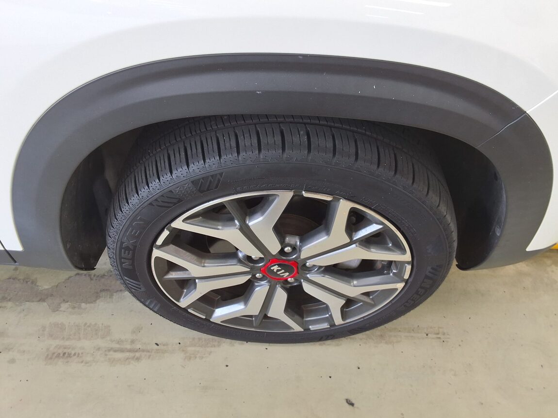 KIA SELTOS 1.6 GASOLINE 2WD SIGNATURE 2022 - zdjęcie 24