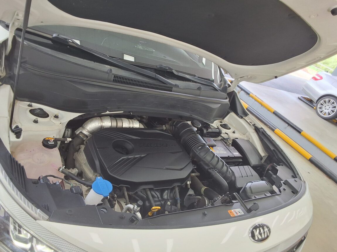 KIA SELTOS 1.6 GASOLINE 2WD SIGNATURE 2022 - zdjęcie 20