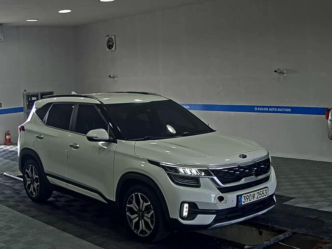 KIA SELTOS 1.6 GASOLINE 2WD SIGNATURE 2022 - zdjęcie 3