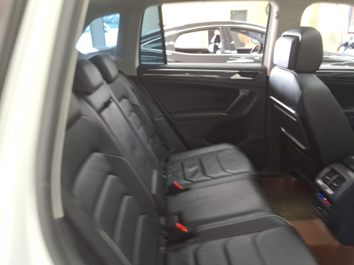 VOLKSWAGEN TIGUAN (2ND GEN) 2.0 TDI 4MOTION PRESTIGE 2018 - zdjęcie 14
