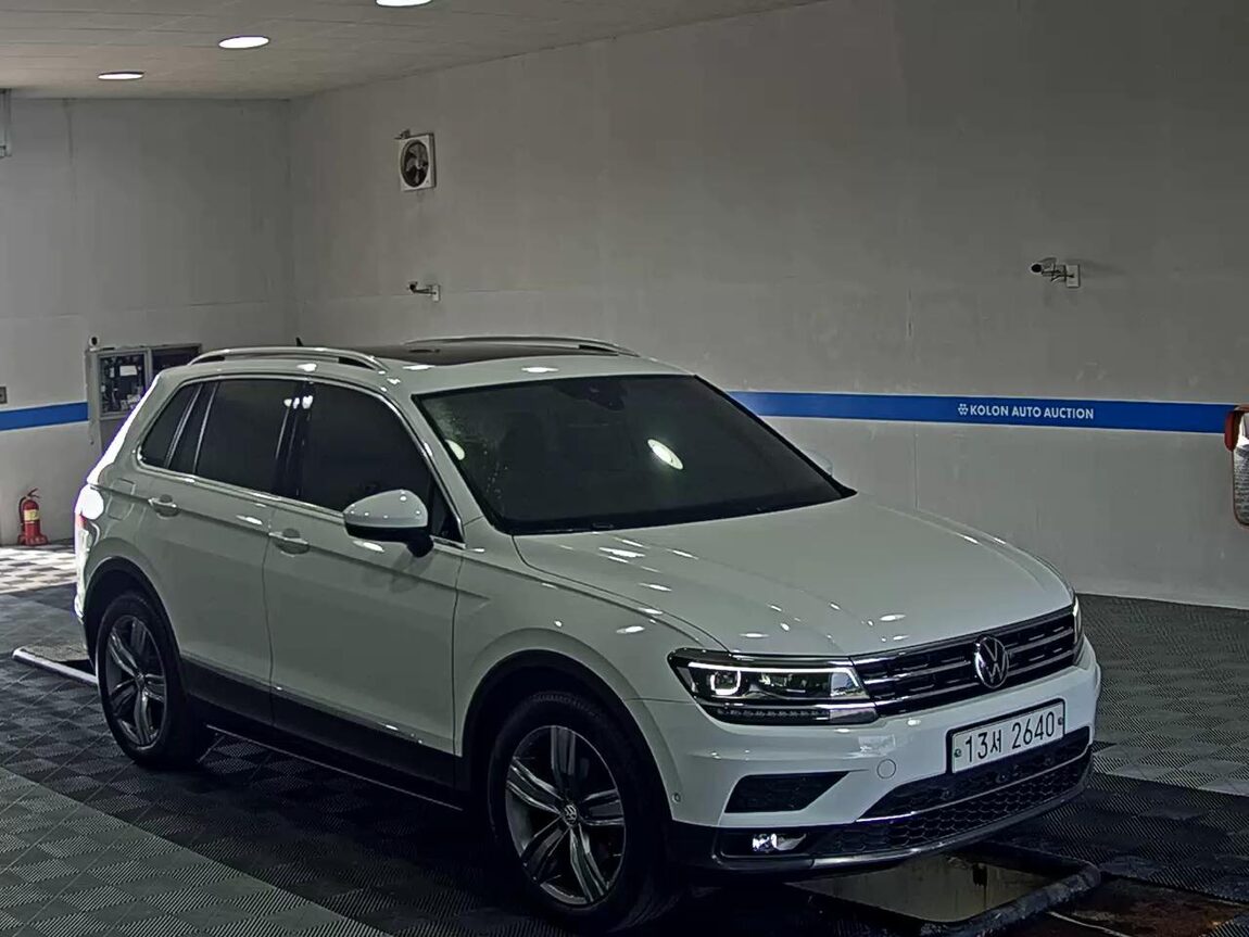 VOLKSWAGEN TIGUAN (2ND GEN) 2.0 TDI 4MOTION PRESTIGE 2018 - zdjęcie 3