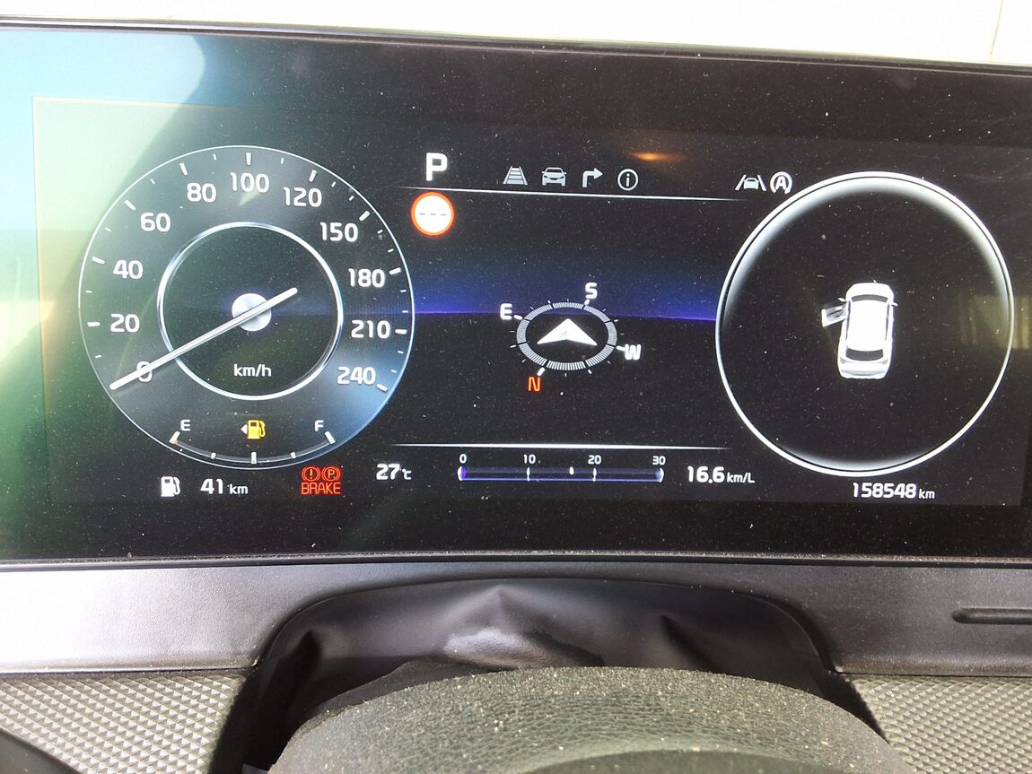 KIA THE ALL NEW SPORTAGE 2.0 DIESEL 2WD PRESTIGE 2023 - zdjęcie 9