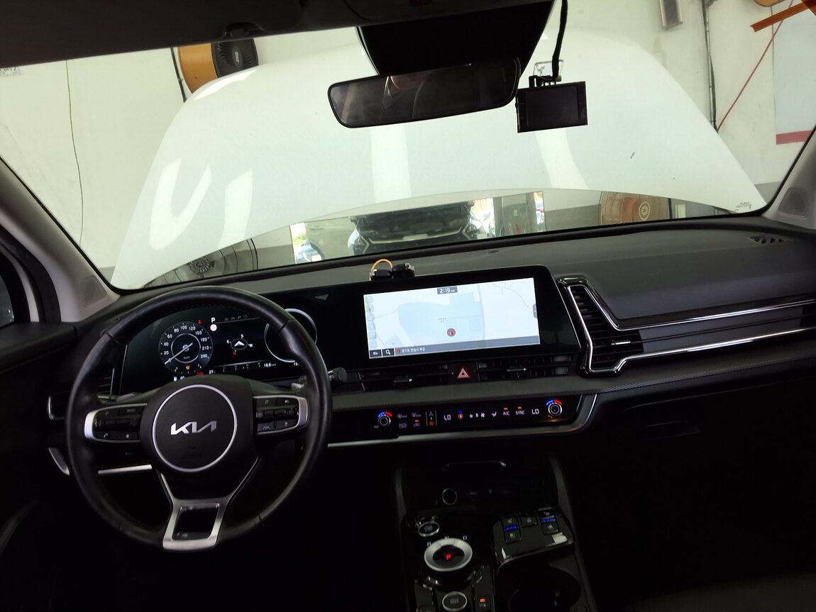 KIA THE ALL NEW SPORTAGE 2.0 DIESEL 2WD PRESTIGE 2023 - zdjęcie 11