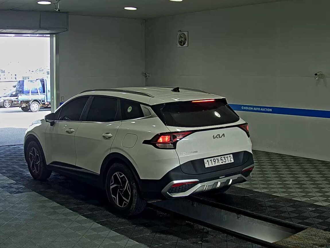 KIA THE ALL NEW SPORTAGE 2.0 DIESEL 2WD PRESTIGE 2023 - zdjęcie 6