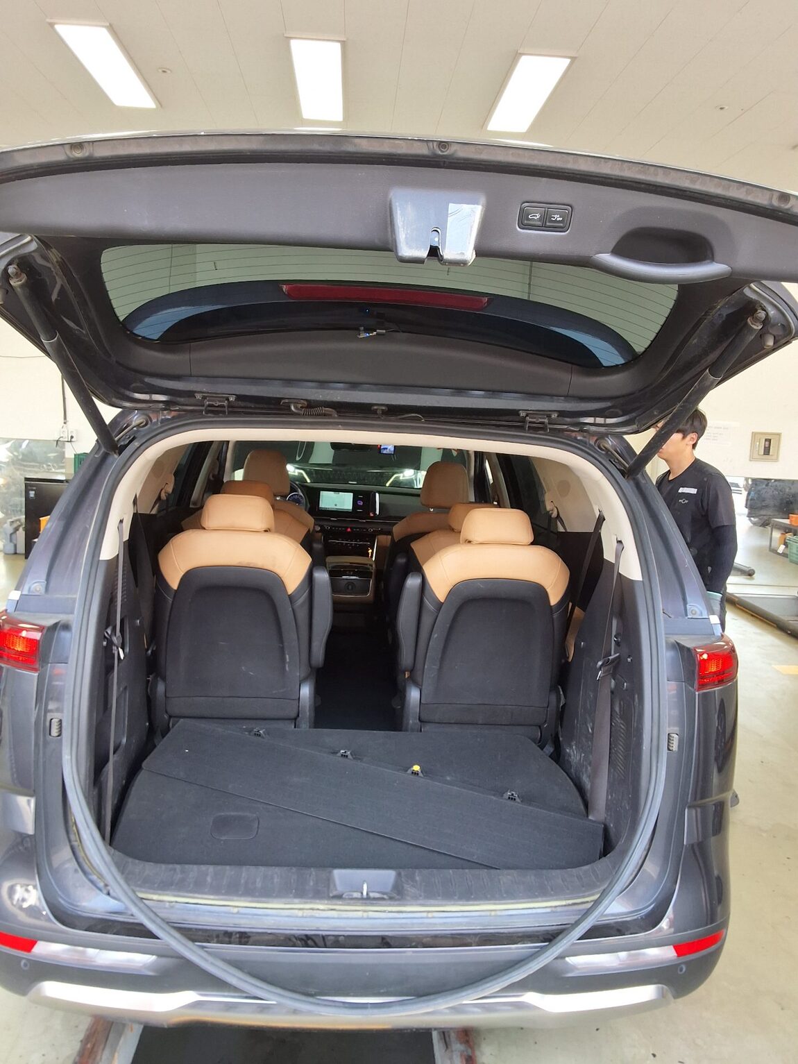 KIA NEW CARNIVAL (KA4) 9-SEATER DIESEL NOBLESSE 2023 - zdjęcie 15