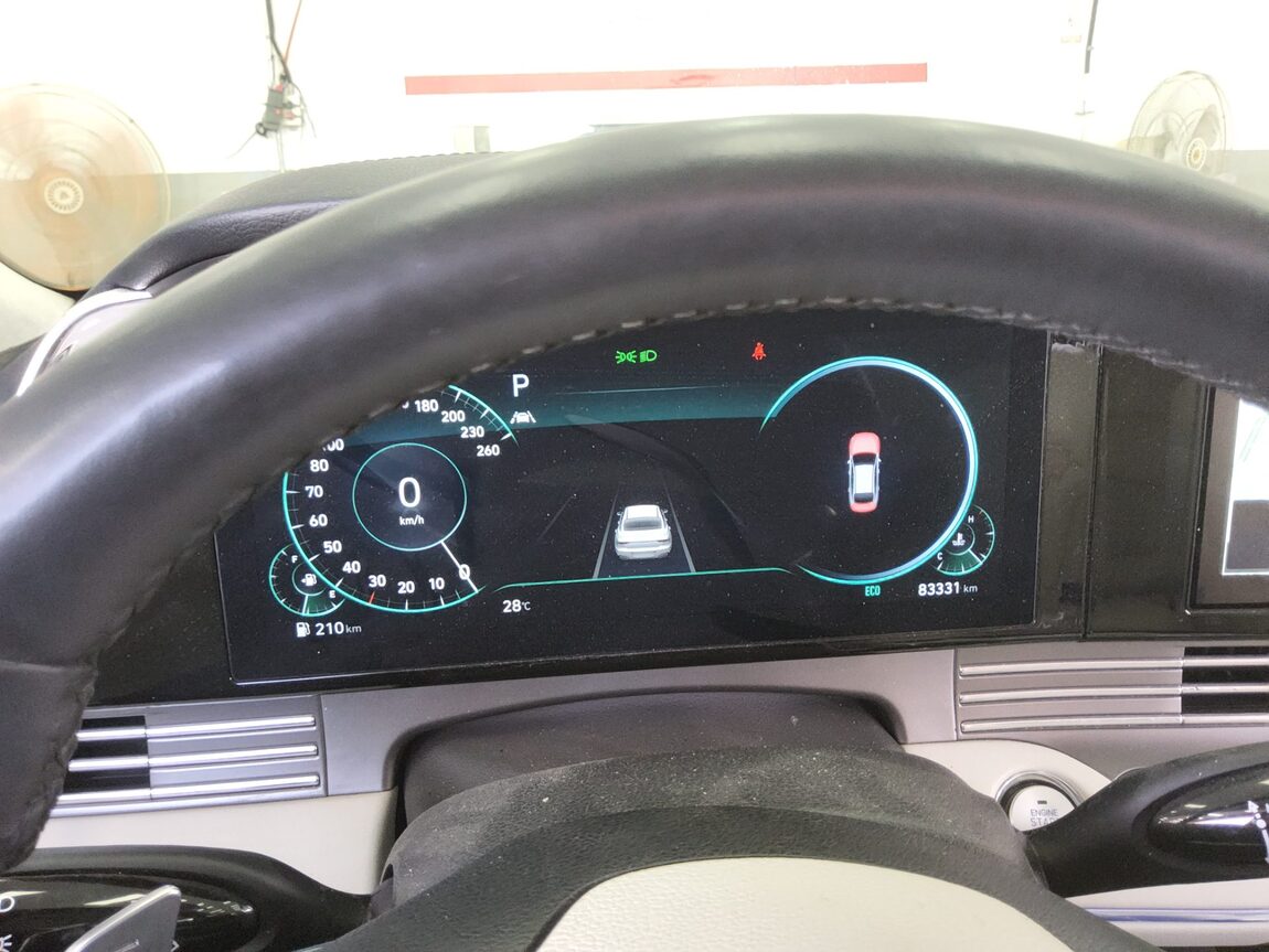 HYUNDAI THE NEW GRANDEUR IG GASOLINE 2.5 LE BLANC 2023 - zdjęcie 9
