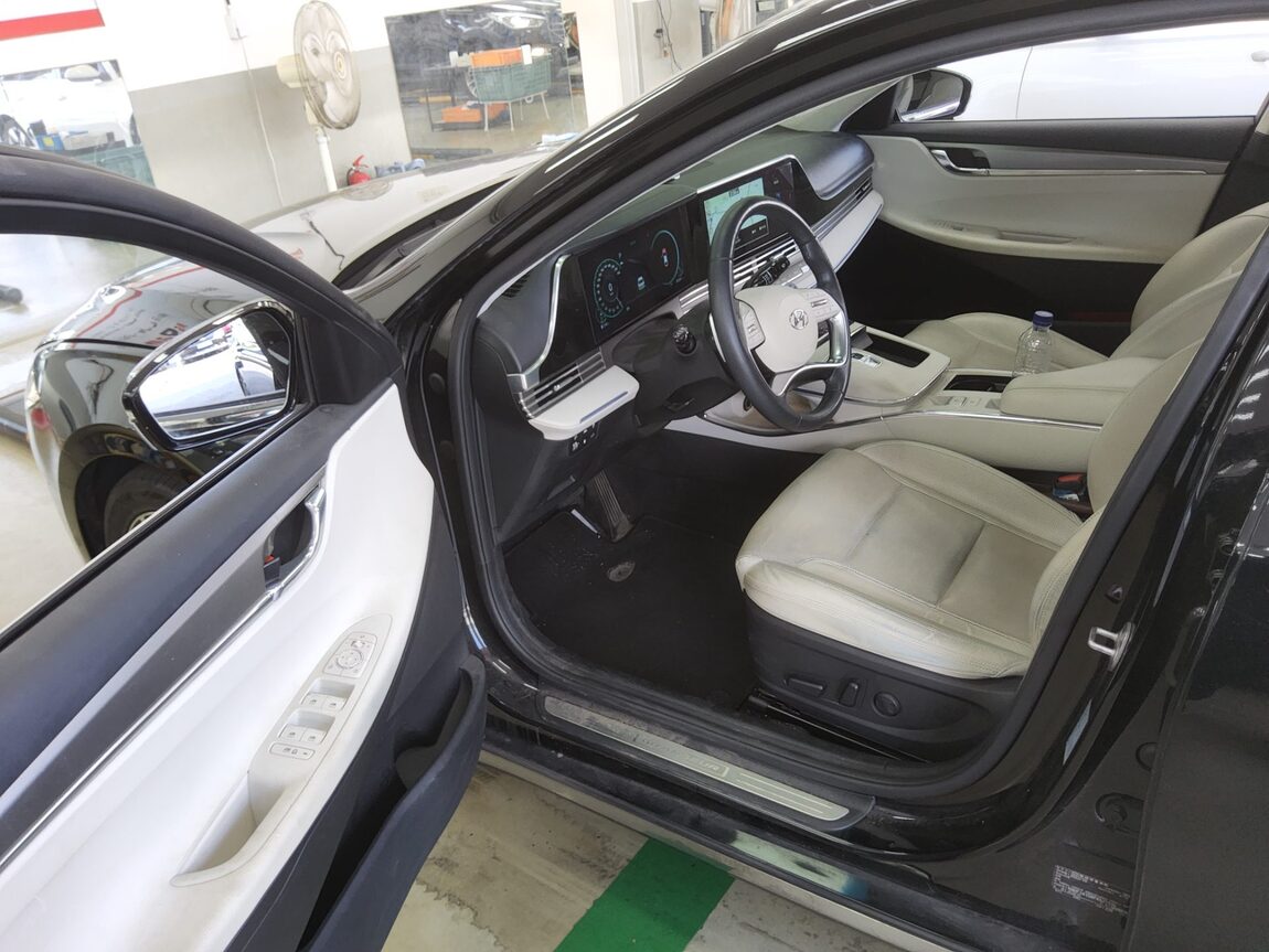 HYUNDAI THE NEW GRANDEUR IG GASOLINE 2.5 LE BLANC 2023 - zdjęcie 10