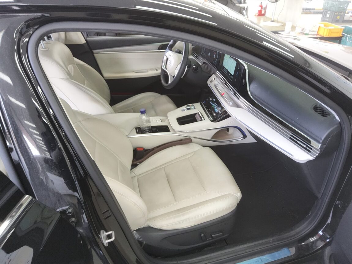 HYUNDAI THE NEW GRANDEUR IG GASOLINE 2.5 LE BLANC 2023 - zdjęcie 14