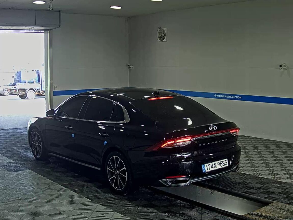 HYUNDAI THE NEW GRANDEUR IG GASOLINE 2.5 LE BLANC 2023 - zdjęcie 6