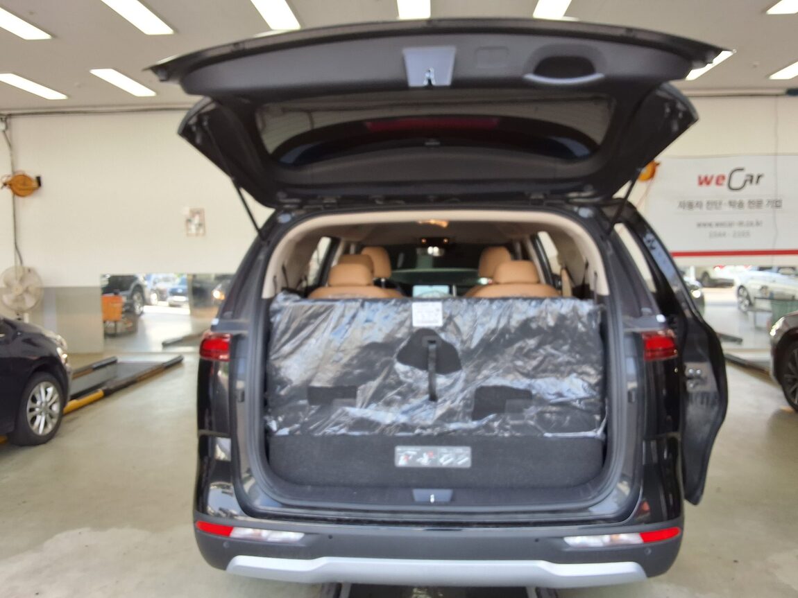 KIA NEW CARNIVAL (KA4) 9-SEATER DIESEL PRESTIGE 2023 - zdjęcie 15