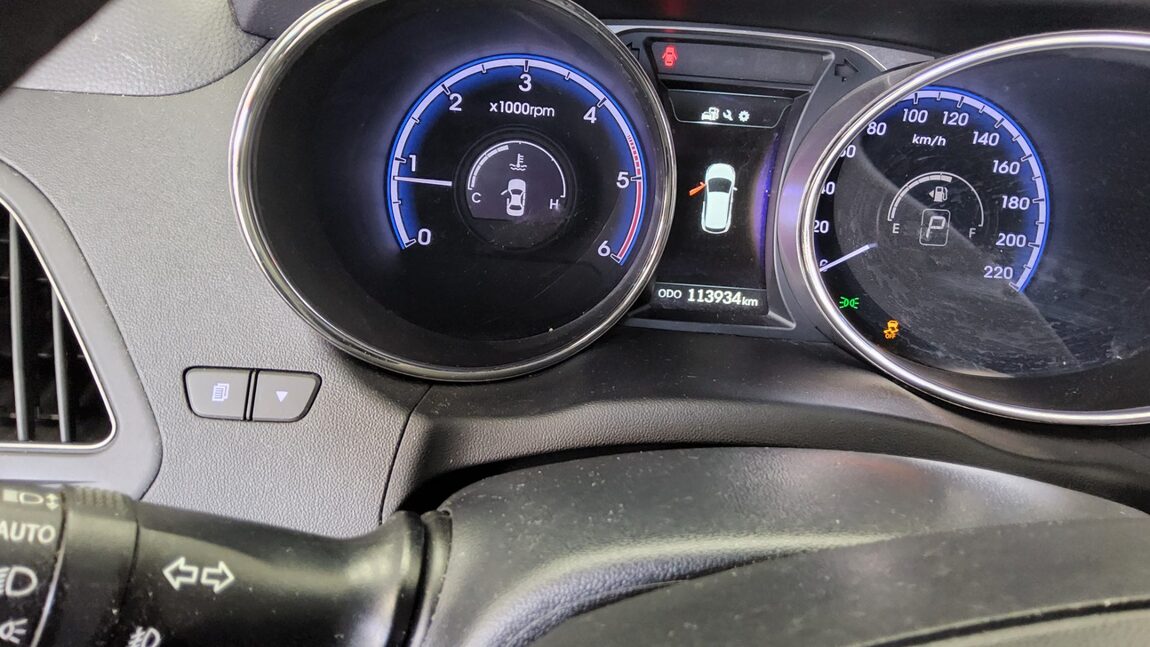 HYUNDAI NEW TUCSON ix DIESEL R2.0 2WD MODERN 2014 - zdjęcie 9