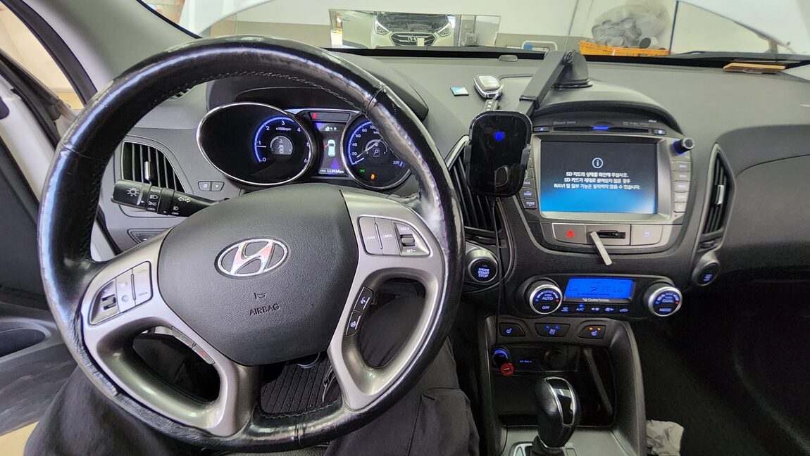 HYUNDAI NEW TUCSON ix DIESEL R2.0 2WD MODERN 2014 - zdjęcie 20
