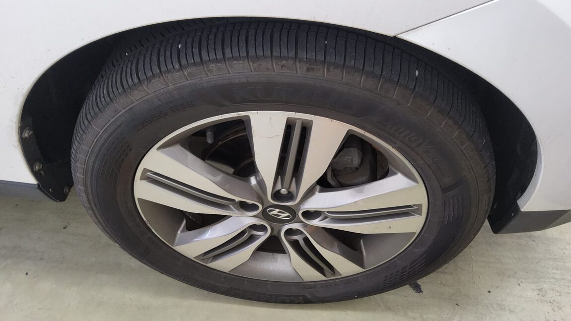 HYUNDAI NEW TUCSON ix DIESEL R2.0 2WD MODERN 2014 - zdjęcie 25
