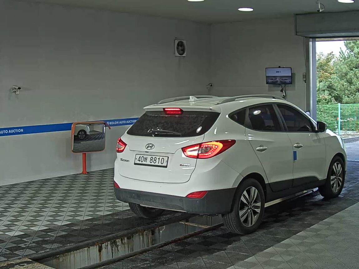 HYUNDAI NEW TUCSON ix DIESEL R2.0 2WD MODERN 2014 - zdjęcie 5