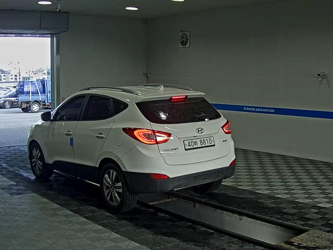 HYUNDAI NEW TUCSON ix DIESEL R2.0 2WD MODERN 2014 - zdjęcie 6