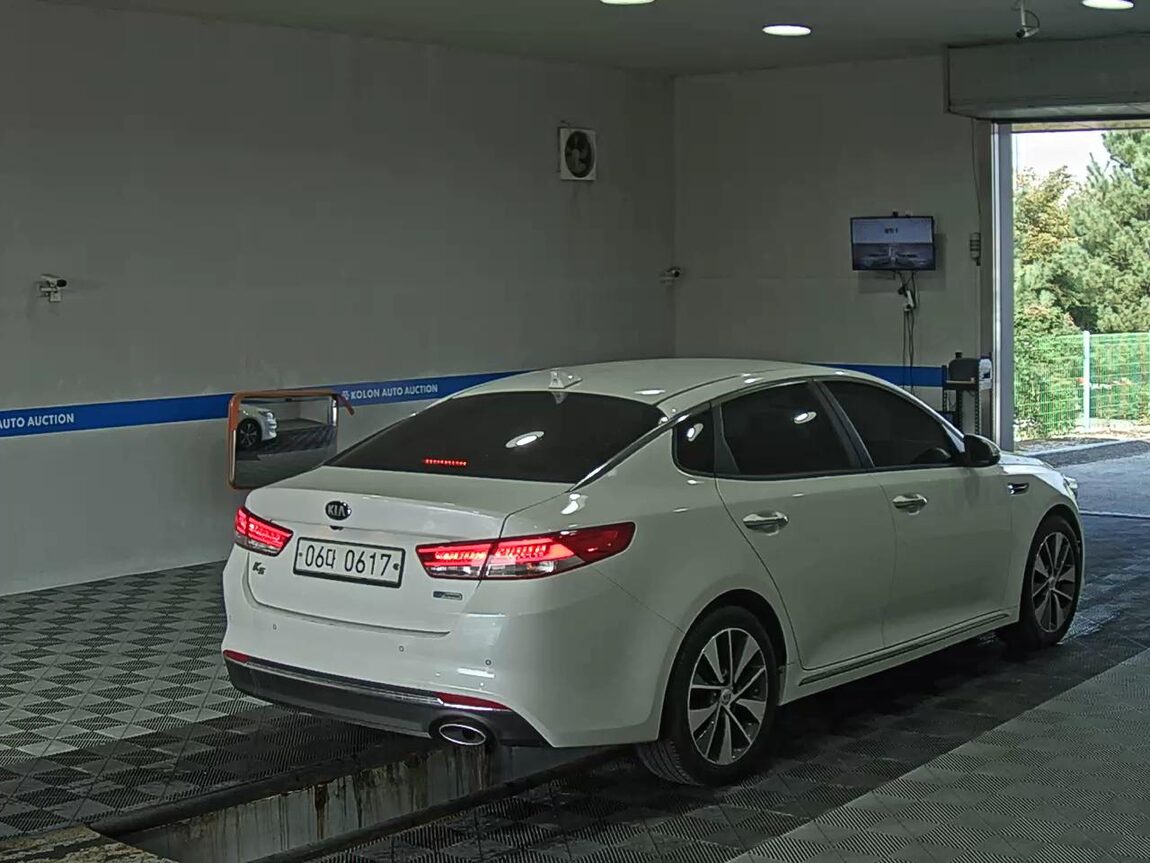 KIA NEW K5 1.7 DIESEL PRESTIGE MX 2016 - zdjęcie 5