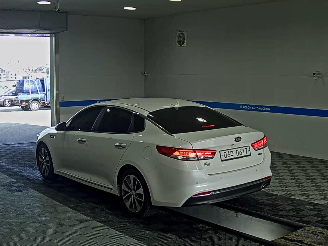 KIA NEW K5 1.7 DIESEL PRESTIGE MX 2016 - zdjęcie 6