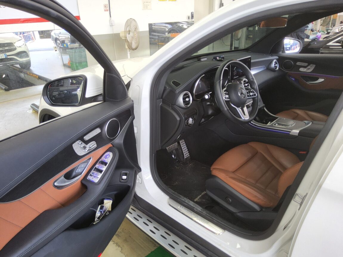 MERCEDES-BENZ GLC-CLASS GLC 300 4MATIC 2022 - zdjęcie 10