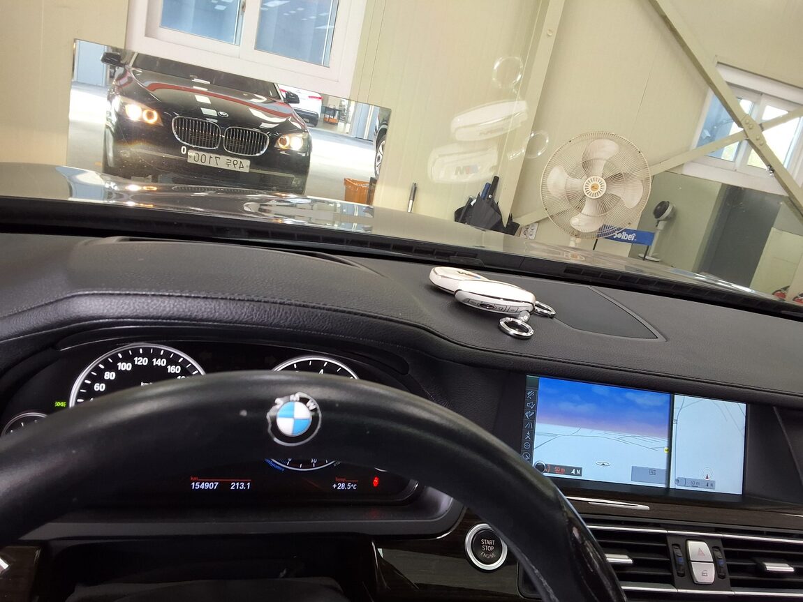 BMW 7 SERIES (5TH GEN) 750Li xDRIVE 2012 - zdjęcie 25