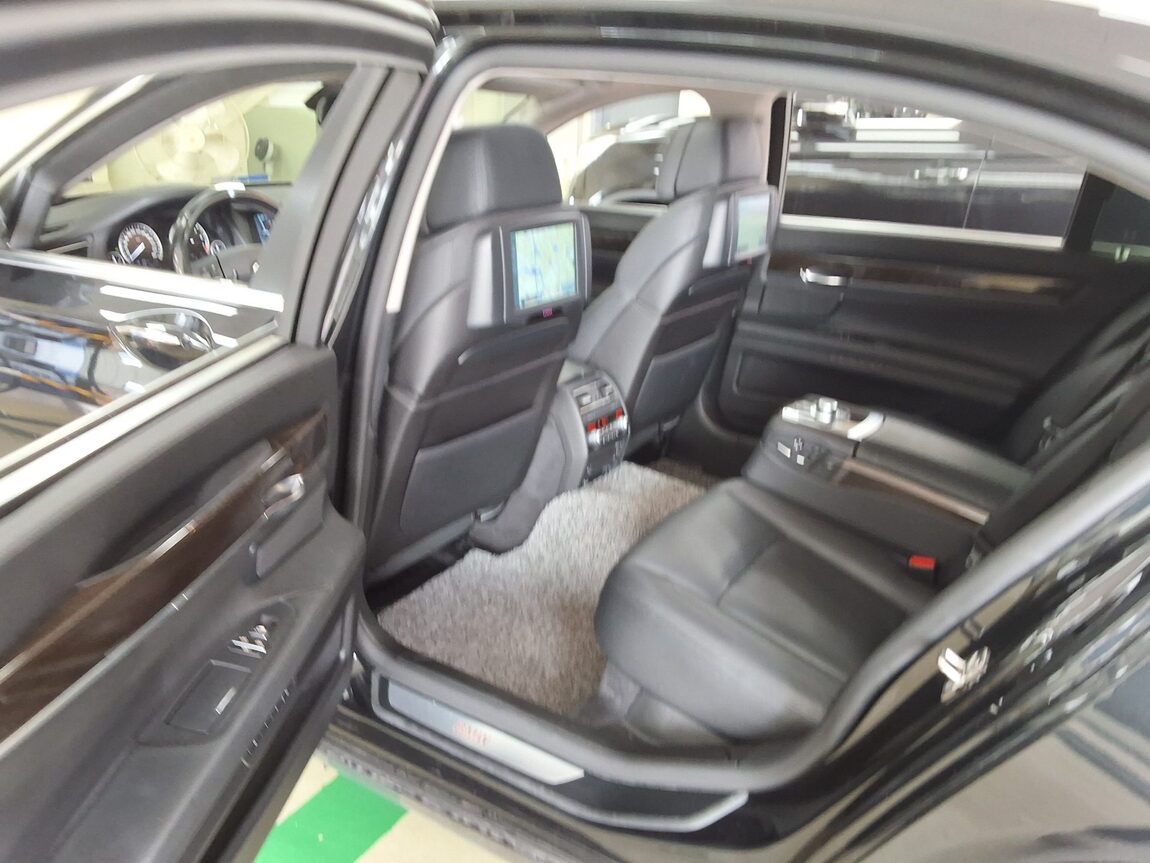 BMW 7 SERIES (5TH GEN) 750Li xDRIVE 2012 - zdjęcie 13