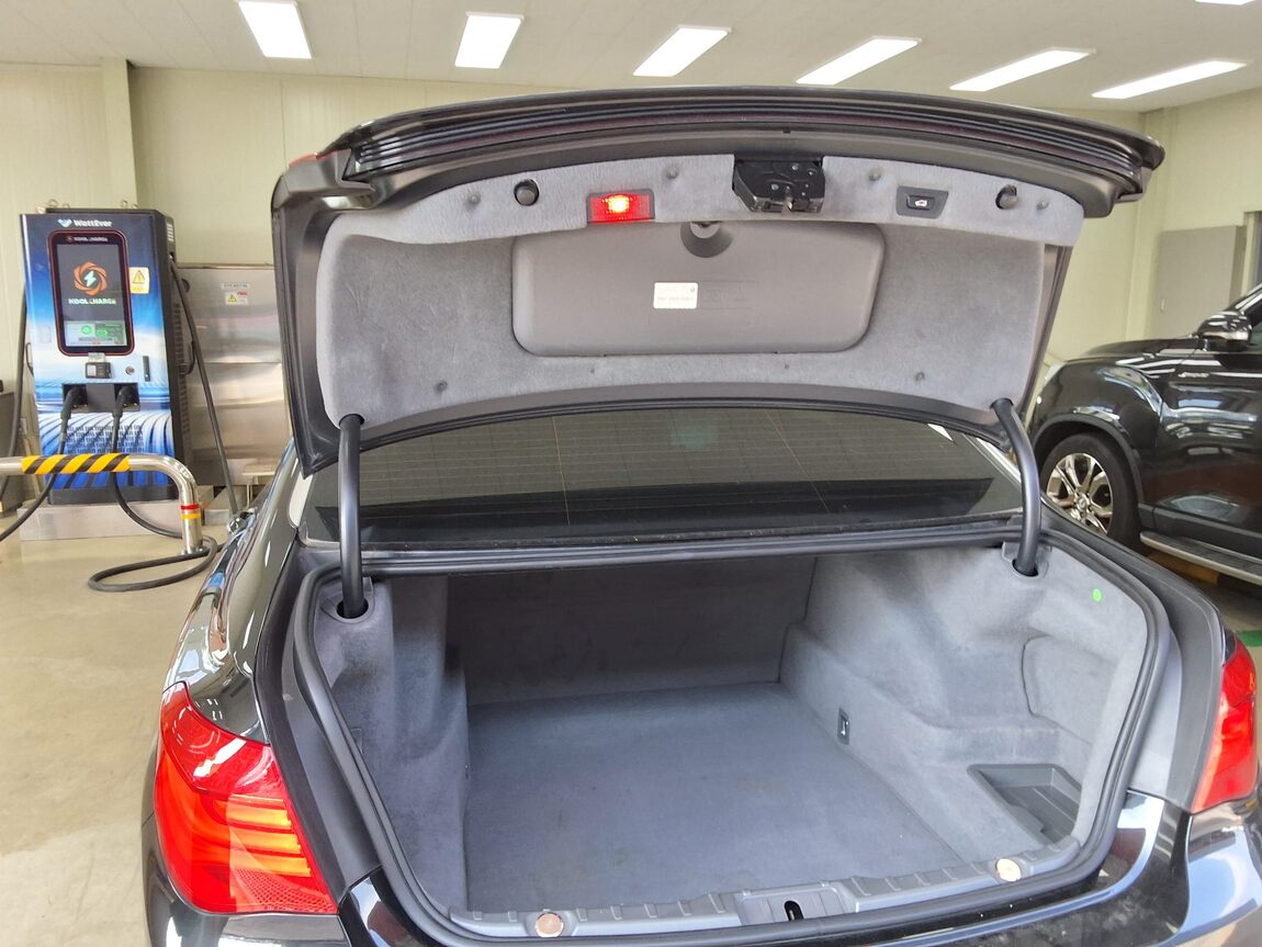 BMW 7 SERIES (5TH GEN) 750Li xDRIVE 2012 - zdjęcie 16