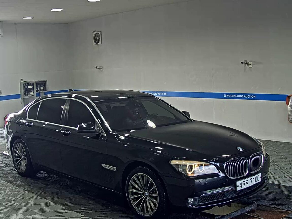 BMW 7 SERIES (5TH GEN) 750Li xDRIVE 2012 - zdjęcie 3