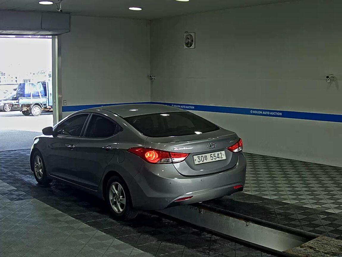 HYUNDAI AVANTE MD M16 GDi LUXURY 2012 - zdjęcie 6
