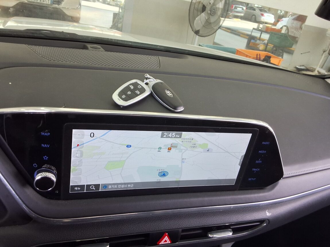 HYUNDAI SONATA (DN8) L2.0 RENTAL CAR SMART 2022 - zdjęcie 18
