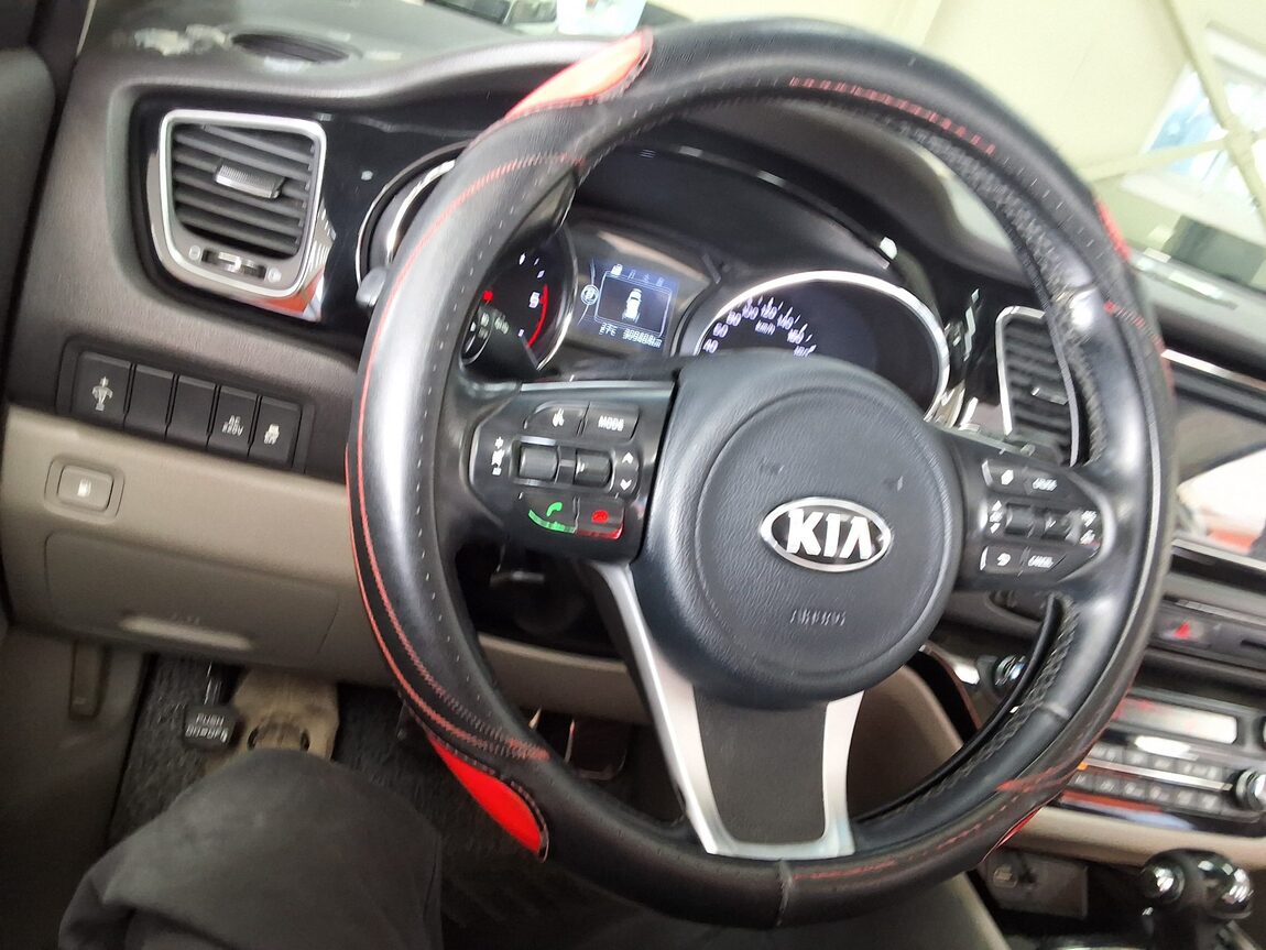KIA ALL NEW CARNIVAL 9-SEATER DIESEL PRESTIGE 2016 - zdjęcie 23