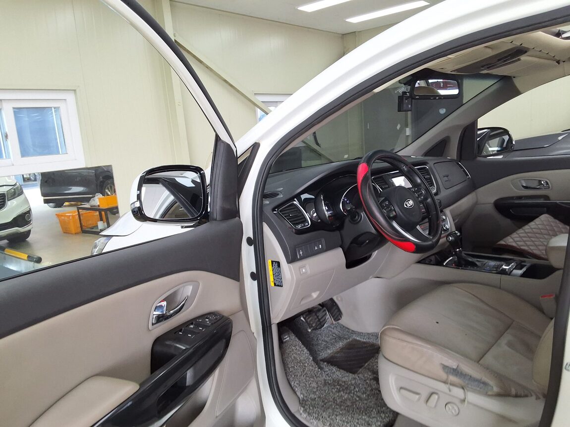 KIA ALL NEW CARNIVAL 9-SEATER DIESEL PRESTIGE 2016 - zdjęcie 11