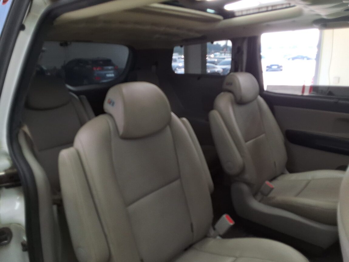 KIA ALL NEW CARNIVAL 9-SEATER DIESEL PRESTIGE 2016 - zdjęcie 14