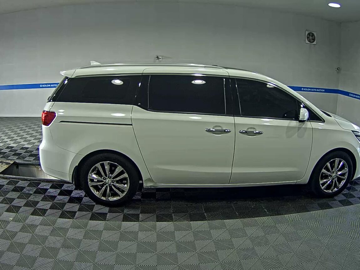 KIA ALL NEW CARNIVAL 9-SEATER DIESEL PRESTIGE 2016 - zdjęcie 4