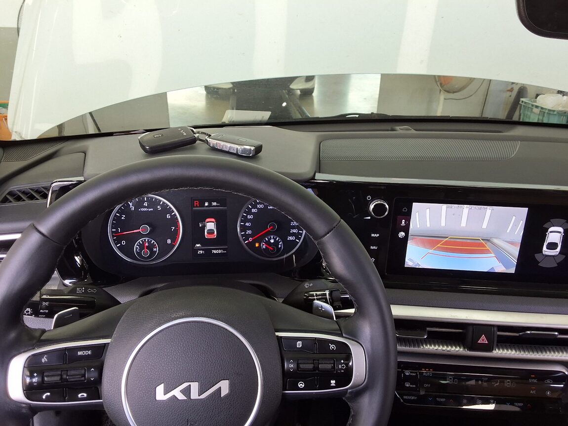 KIA NEW K5 (DL3) 2.0 GASOLINE PRESTIGE 2022 - zdjęcie 17