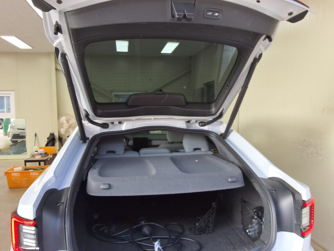POLESTAR POLESTAR 2 LONG RANGE SINGLE MOTOR 2023 - zdjęcie 16