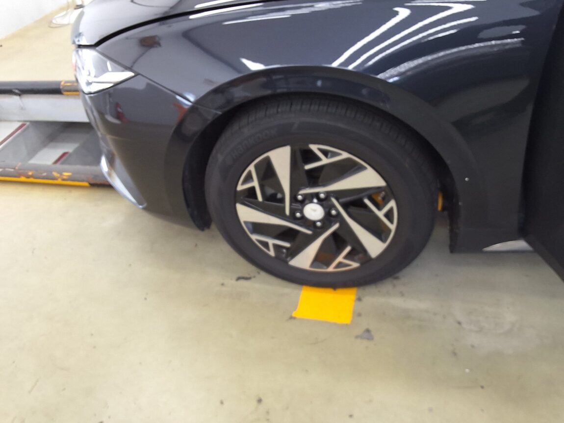 HYUNDAI THE NEW GRANDEUR IG HYBRID 2.4 HEV PREMIUM 2022 - zdjęcie 22