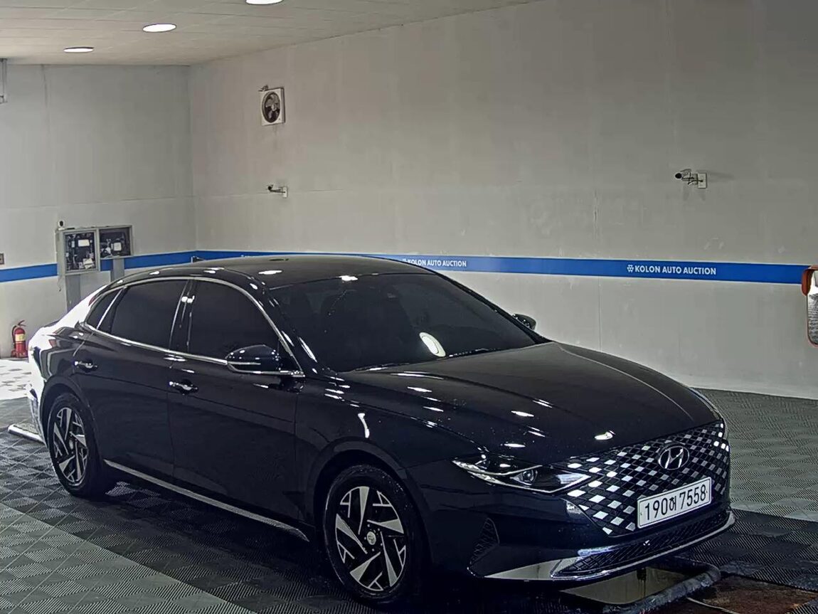 HYUNDAI THE NEW GRANDEUR IG HYBRID 2.4 HEV PREMIUM 2022 - zdjęcie 3