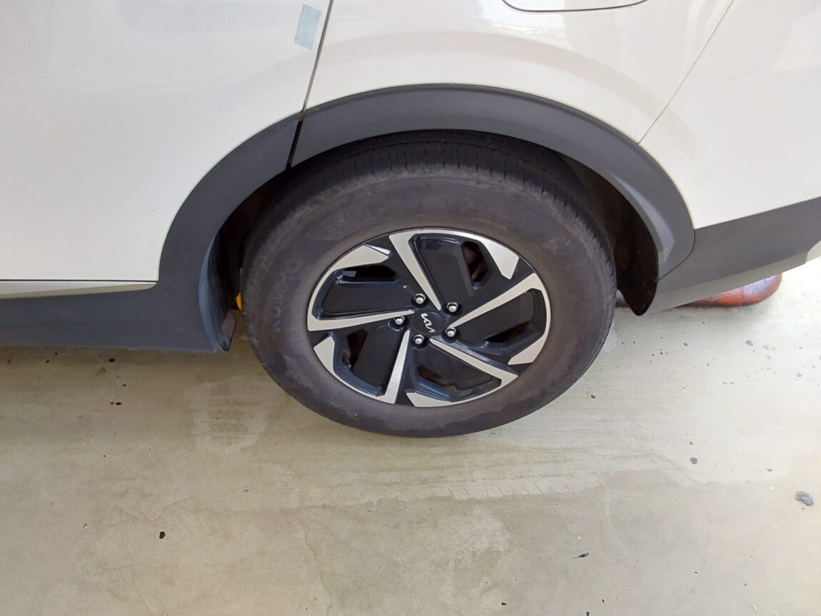 KIA THE ALL NEW SPORTAGE HYBRID 1.6 HEV PRESTIGE 2023 - zdjęcie 21