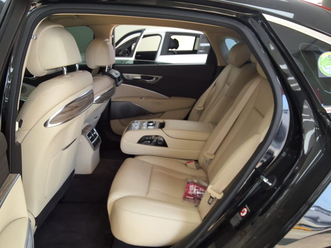 KIA THE NEW K9 (RJ) 3.8 GASOLINE AWD PLATINUM BEST SELECTION I 2022 - zdjęcie 13