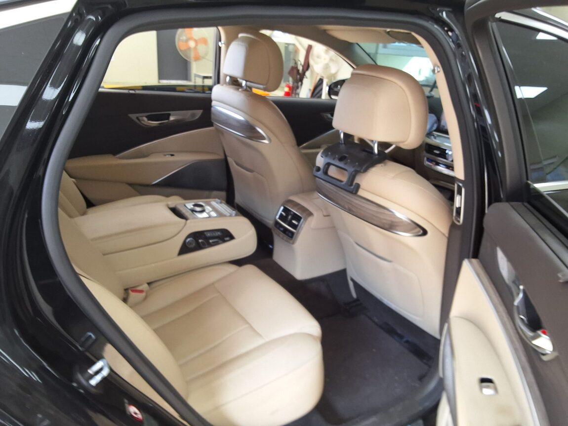 KIA THE NEW K9 (RJ) 3.8 GASOLINE AWD PLATINUM BEST SELECTION I 2022 - zdjęcie 14