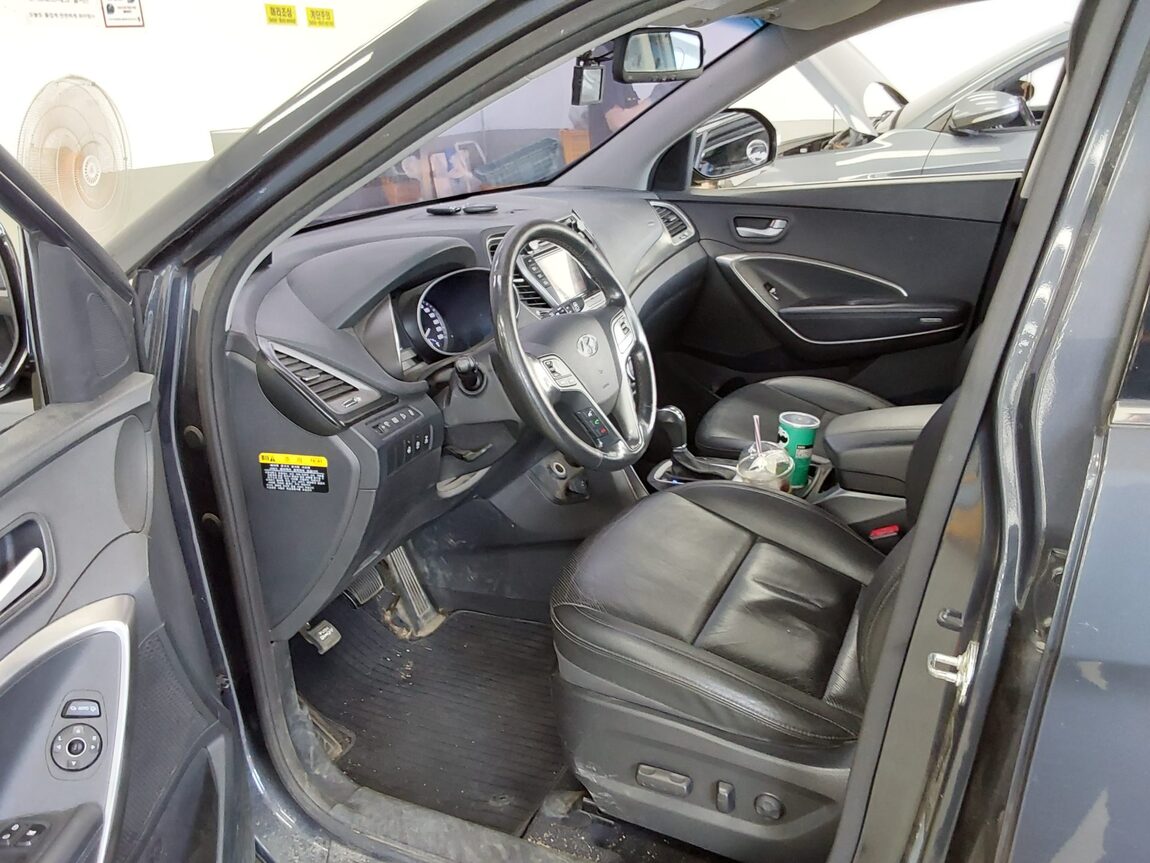 HYUNDAI SANTA FE THE PRIME DIESEL R2.0 4WD PREMIUM 2016 - zdjęcie 10